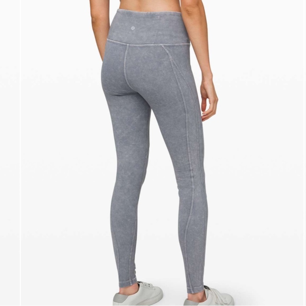 Lululemon x Barre3 Wunder Under High-Rise Snow Washed Like New! 4